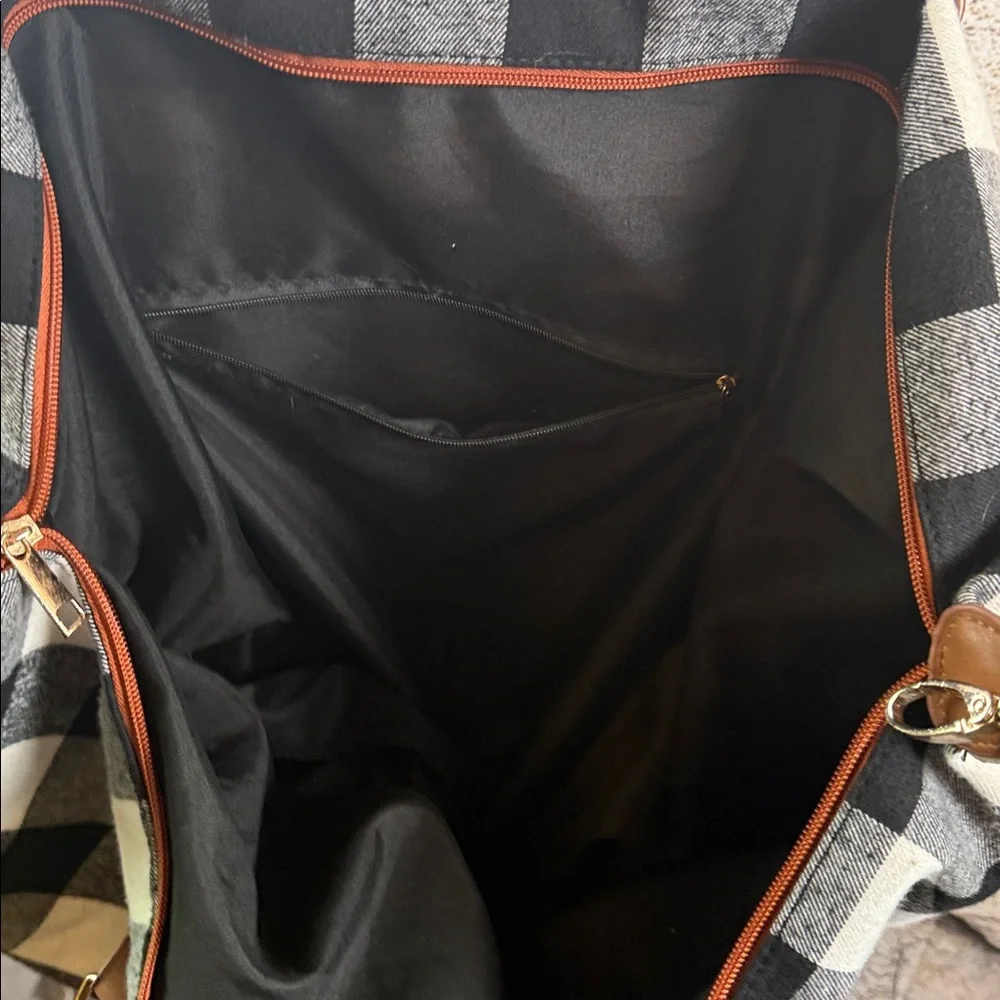Black and White Checkered Tote Bag. S19